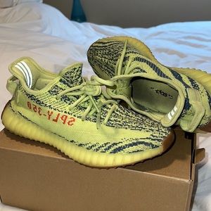 Yeezy Boost 350 frozen yellow 6.5